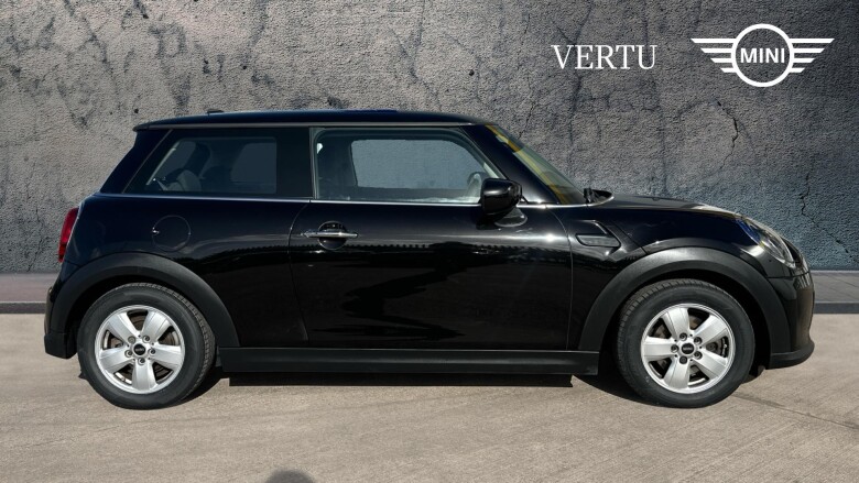 MINI Hatchback 1.5 Cooper Classic 3dr Petrol Hatchback